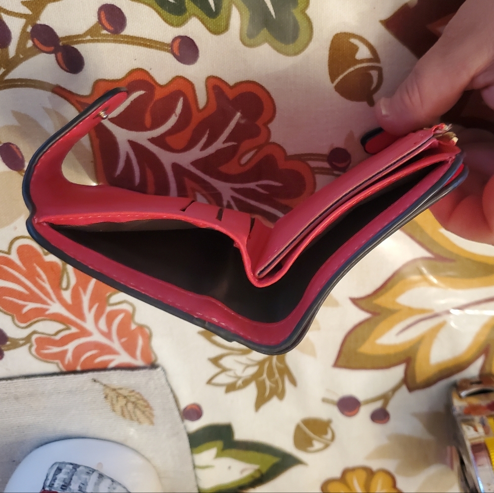 Menbense Multi Compartment Wallet - image 6